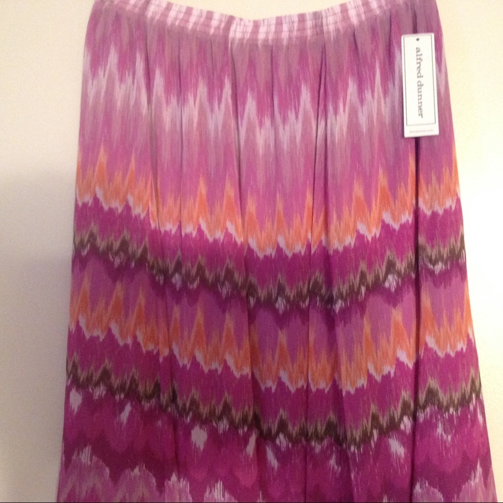Alfred Dunner flowy pink printed skirt size 20 NWT